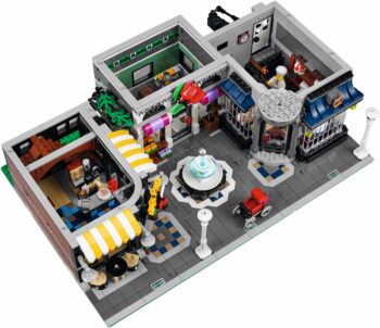 10255: Assembly Square (Gran Plaza) - Image 7